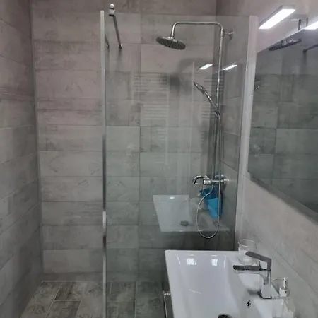 2 Eliberarii Apartamento *