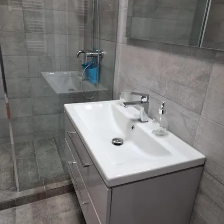 2 Eliberarii Apartament Constanţa